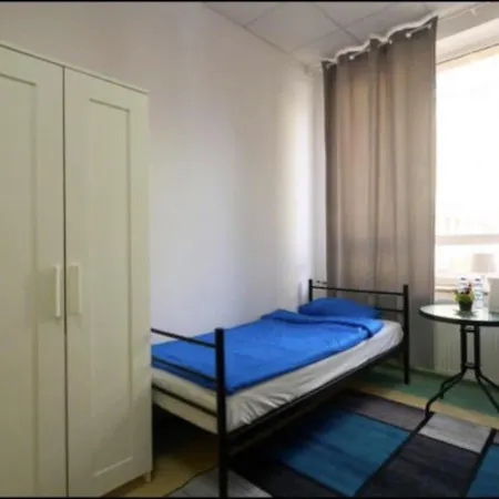 Milana Hostel *